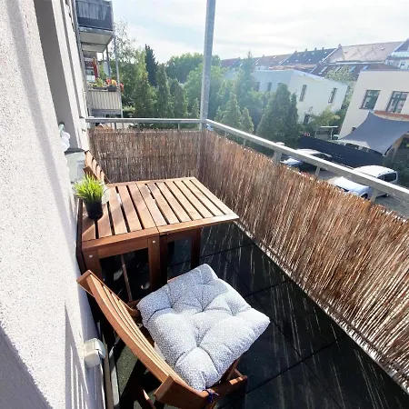 Apartment Schoene, Ruhige Zweiraumwohnung Im Angesagten Altlindenau Leipzig
